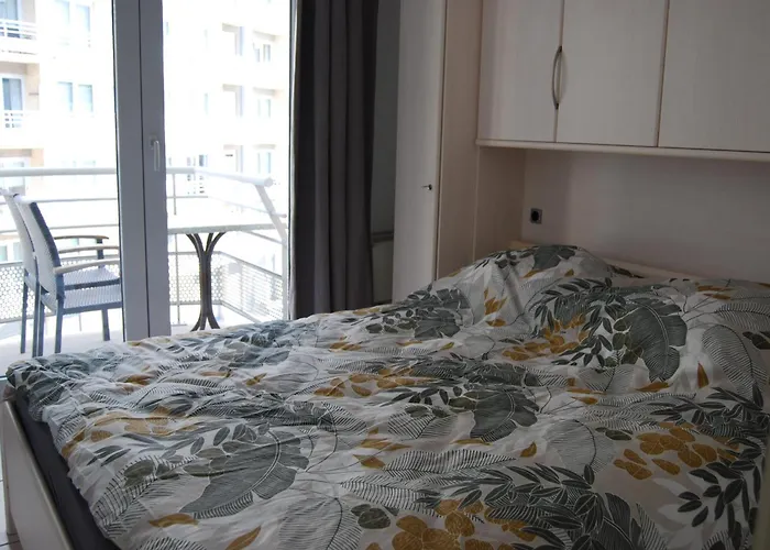 Appartement Zilt -stijlvol In Residentie Zeezicht - Tot 4 Personen